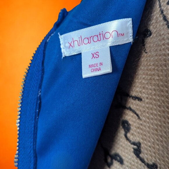 Boho Blue & White Floral Maxi Dress - Picture 4 of 7